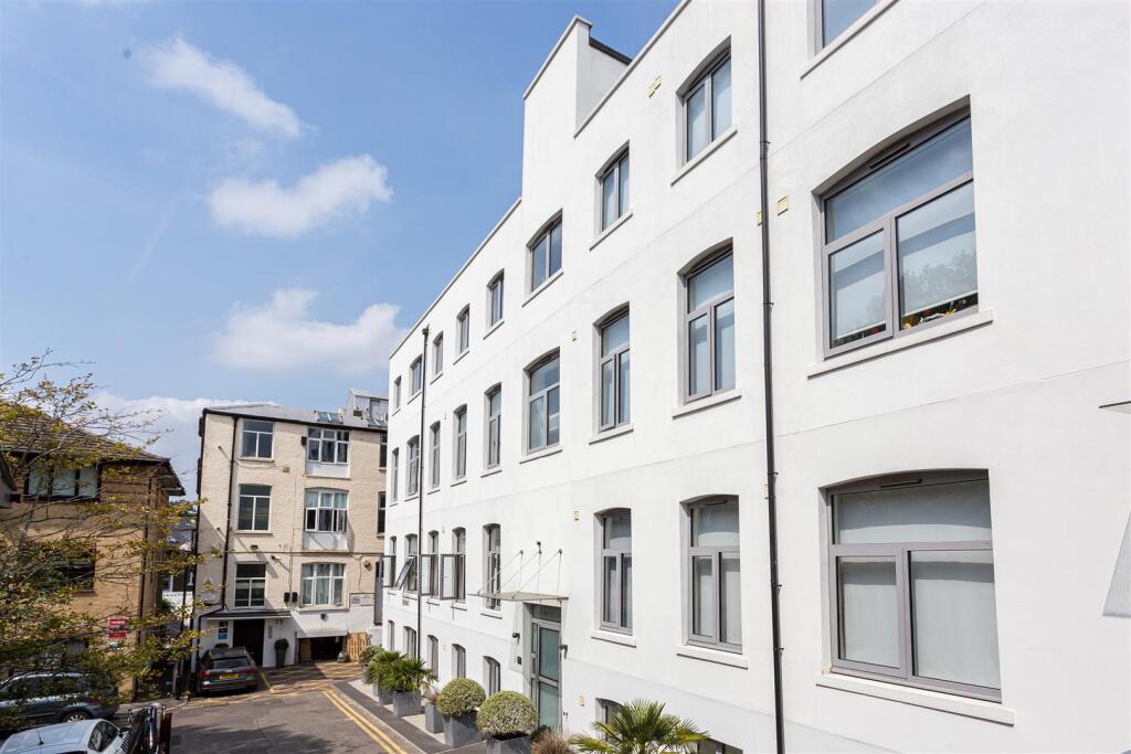 Main image of property: Fortess Road