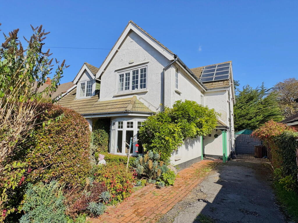 Main image of property: Beech Grove, Alverstoke, Gosport PO12 2EJ