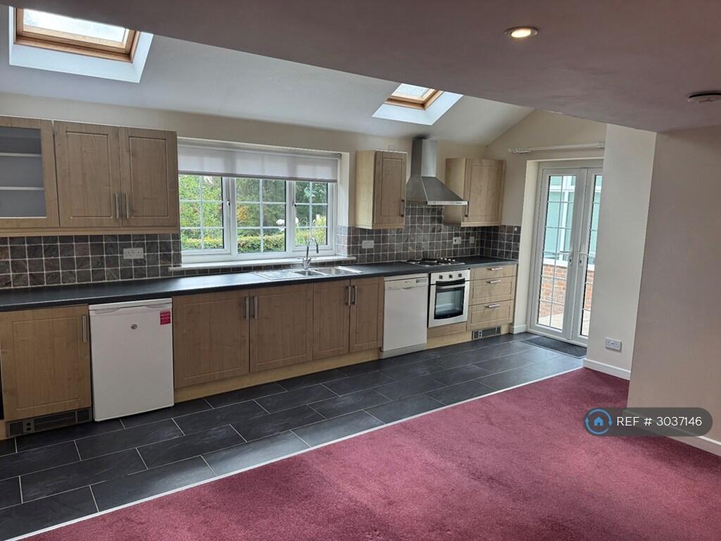 Main image of property: Straight Mile, Etchingham, TN19