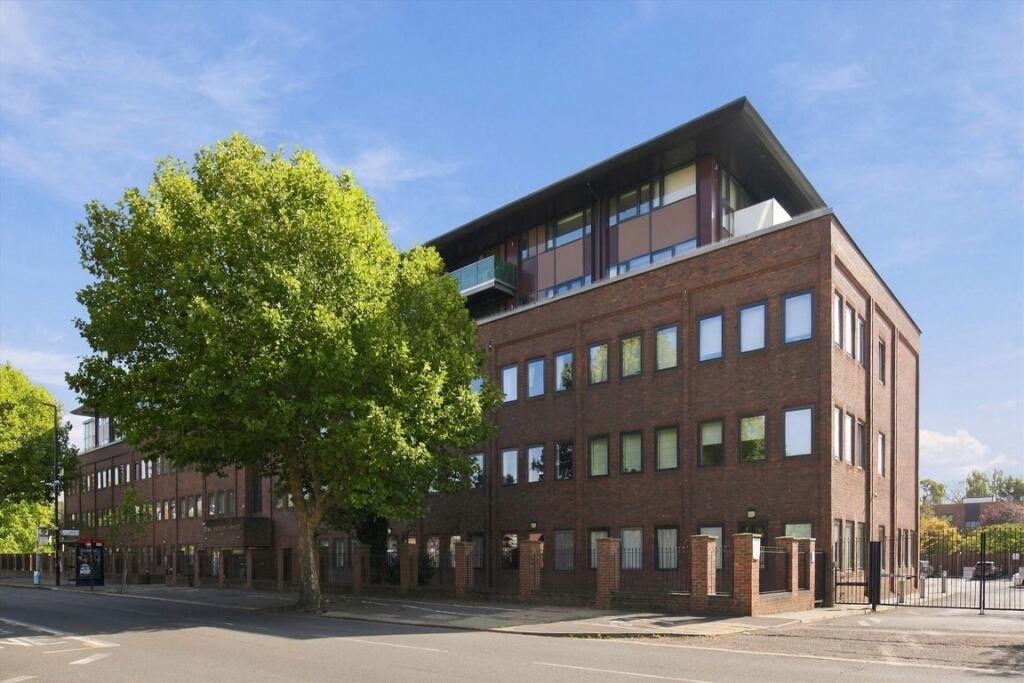 Main image of property: London Road, Isleworth