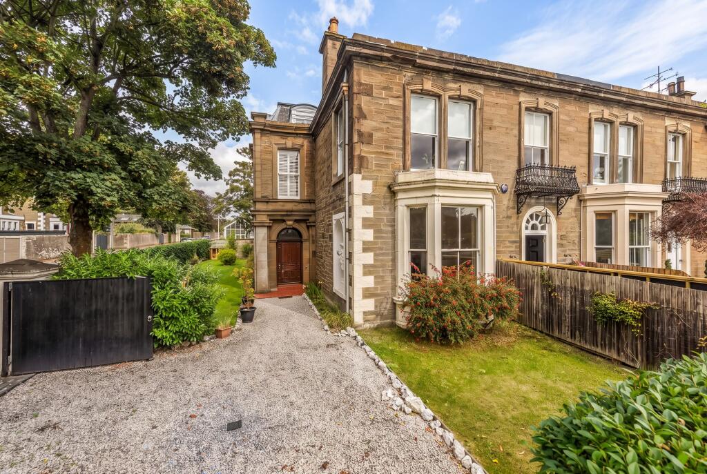 Main image of property: 8c Ellieslea Road, Broughty Ferry, DD5 1JH