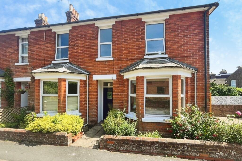 Main image of property: St. James Terrace, Farnham, Surrey, GU9