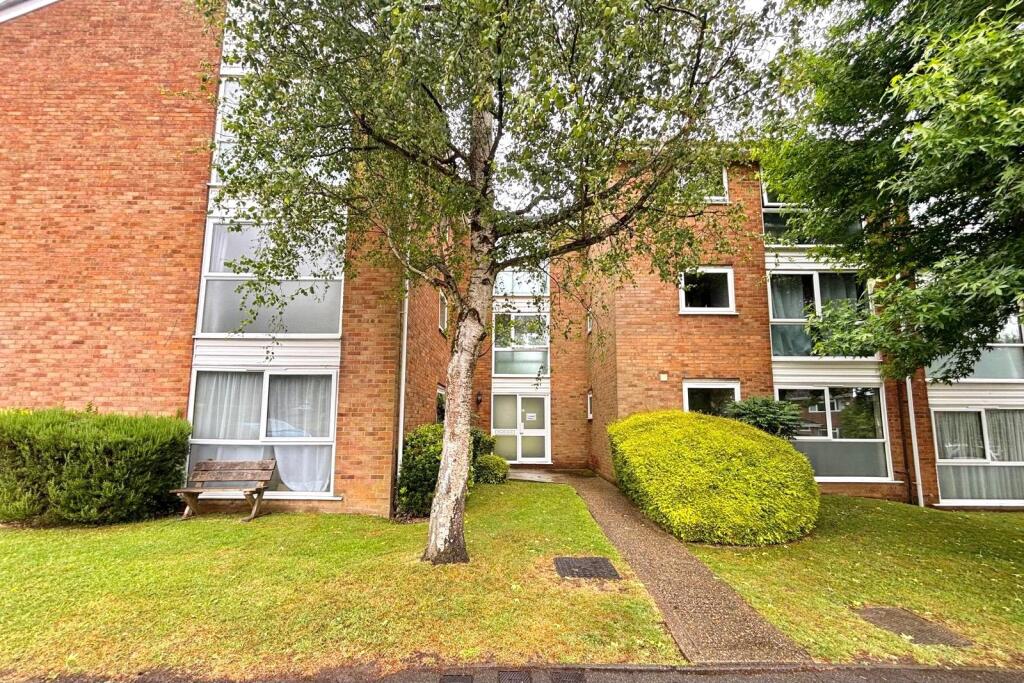 Main image of property: Fairview Gardens, Farnham, Surrey, GU9