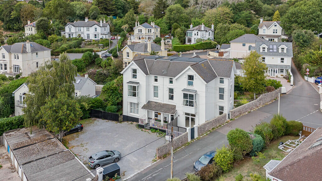 Main image of property: Paradise Road, Teignmouth, TQ14 8NR