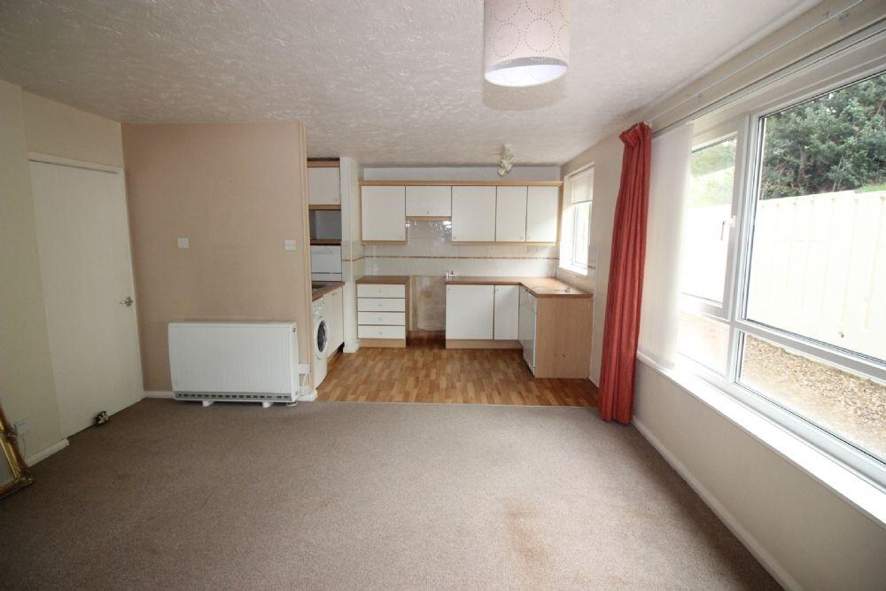 Main image of property: 40 Hillside Rd