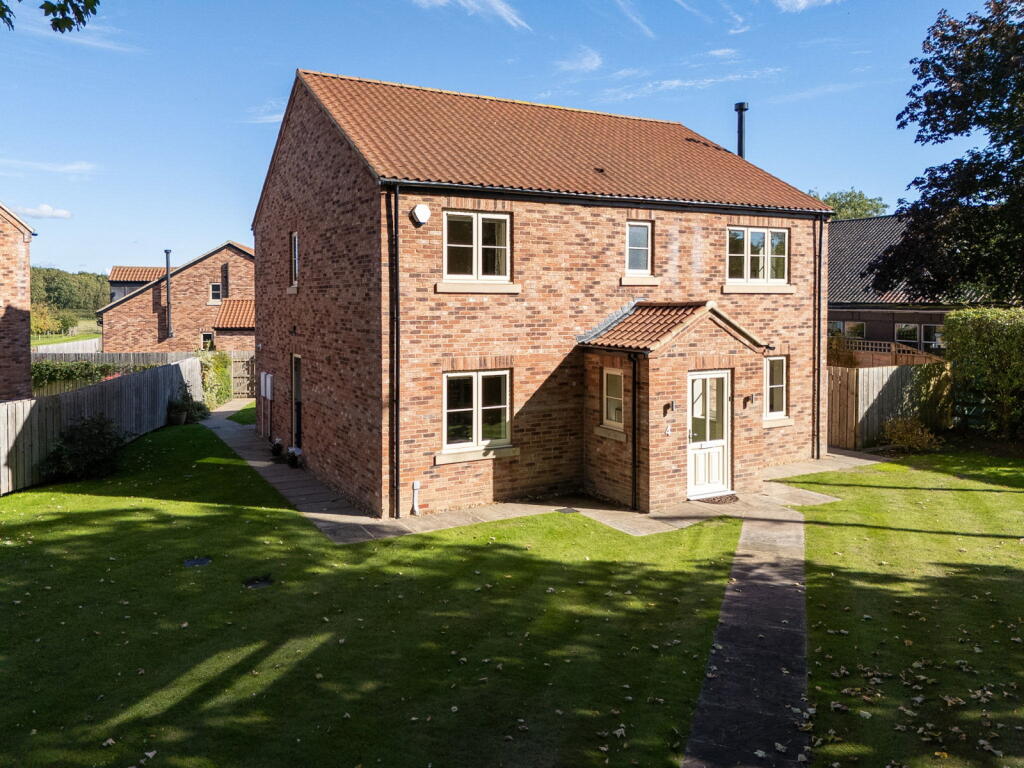 Main image of property: Greenfield Close, Topcliffe, Thirsk, North Yorkshire, YO7 3FS