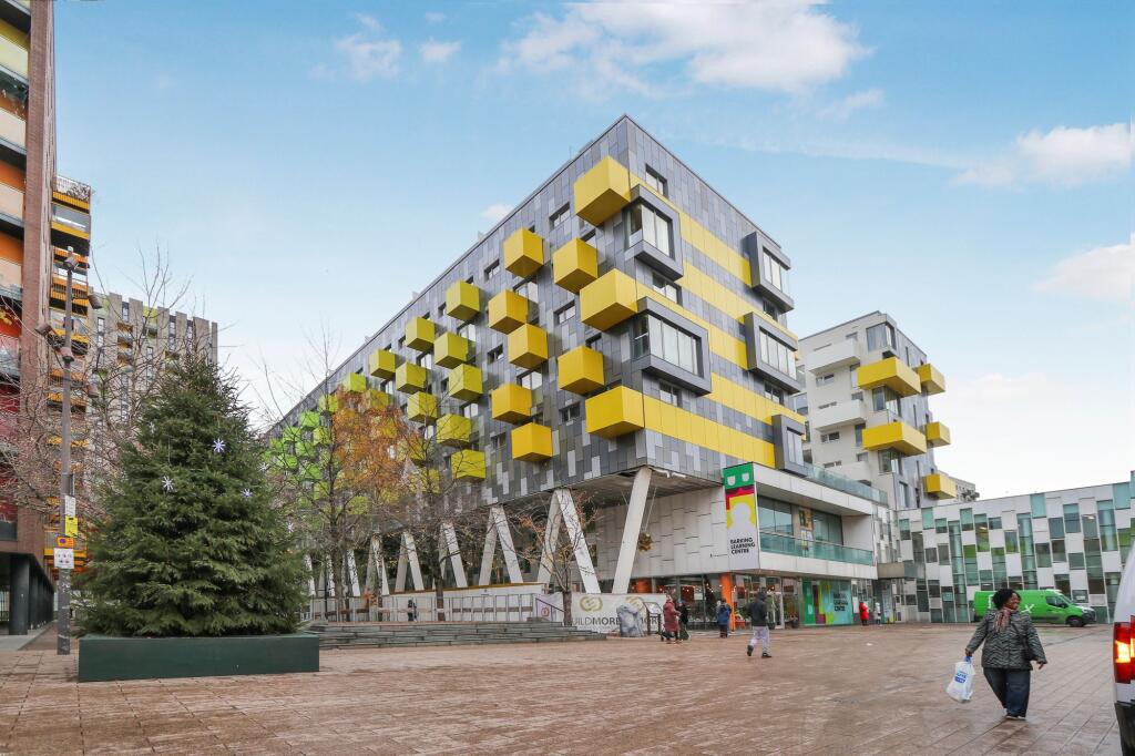 Main image of property: Arboretum Place, Ropeworks, IG11