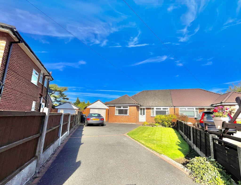 Main image of property: The Spinney, Mayfield Grove, Cuddington 