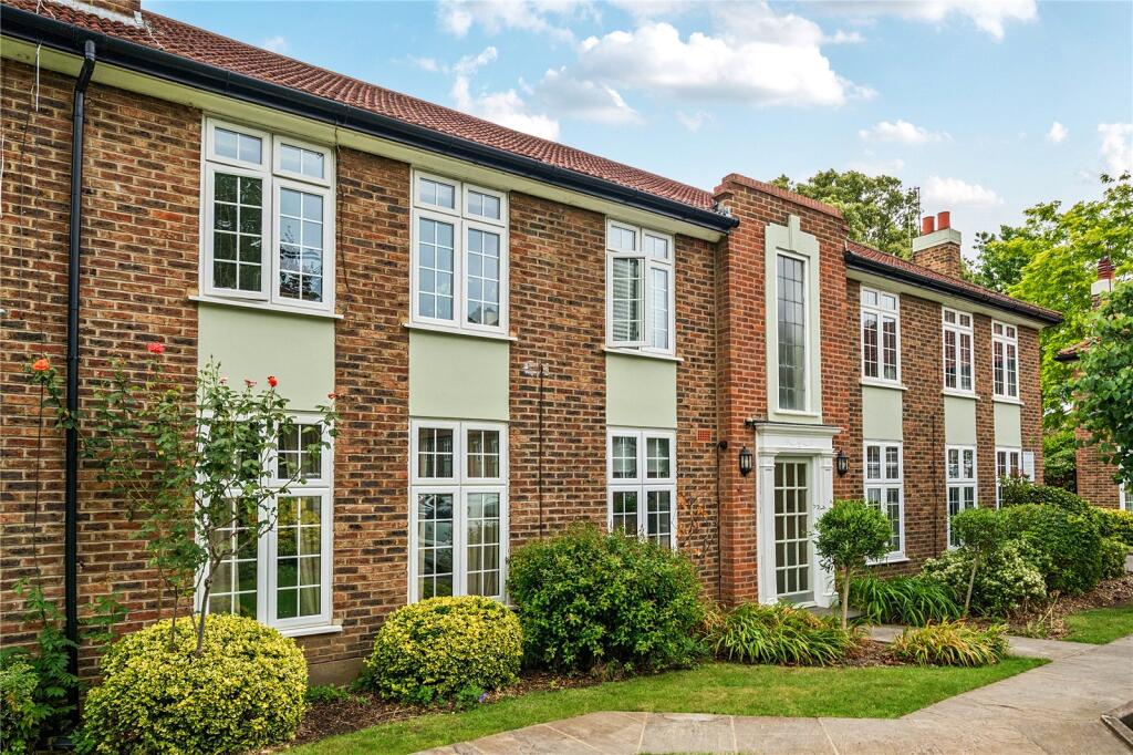 Main image of property: Portsmouth Road, Thames Ditton, KT7