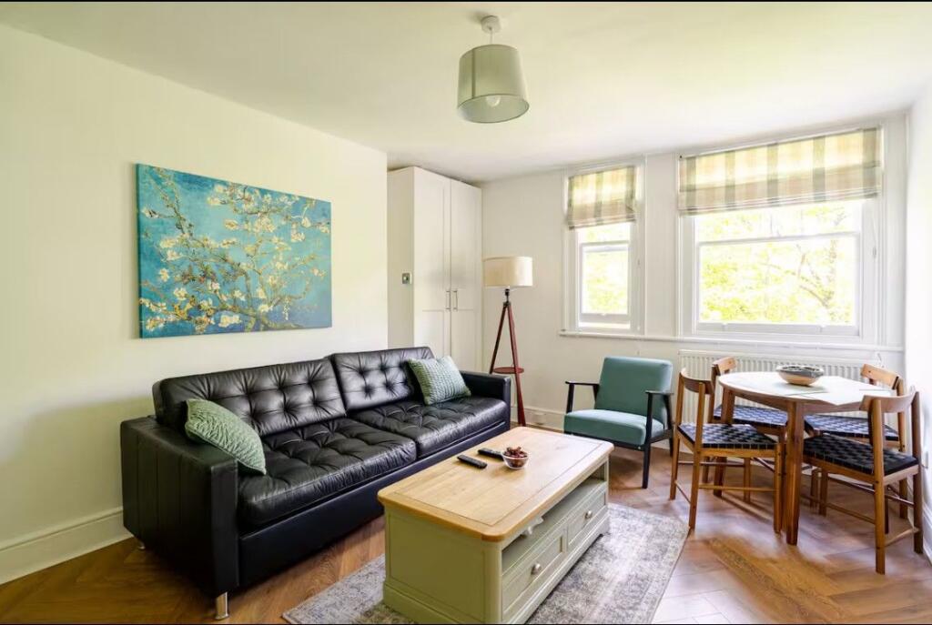 Main image of property: Cambridge Gardens, London
