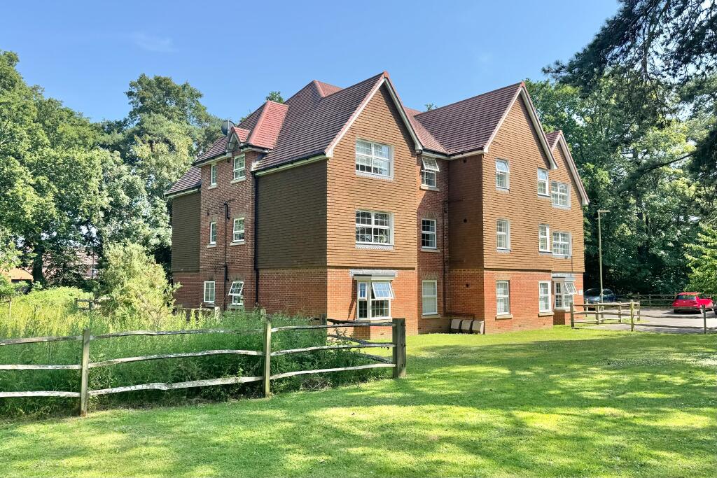 Main image of property: Montefiore Drive, Sarisbury Green