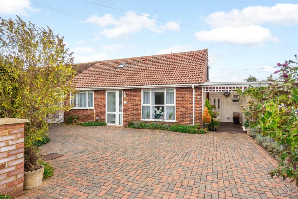Main image of property: Grendon Way, Bierton, Aylesbury, Buckinghamshire, HP22