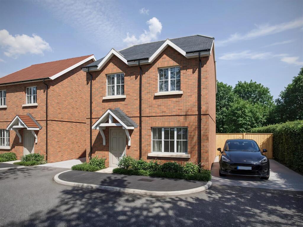 Main image of property: The Lakes, Swanmore