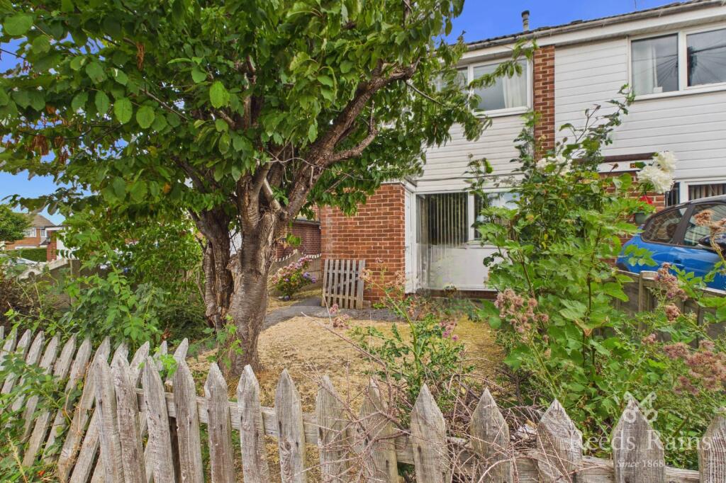 Main image of property: Arncliffe Drive, Knottingley, West Yorkshire, WF11