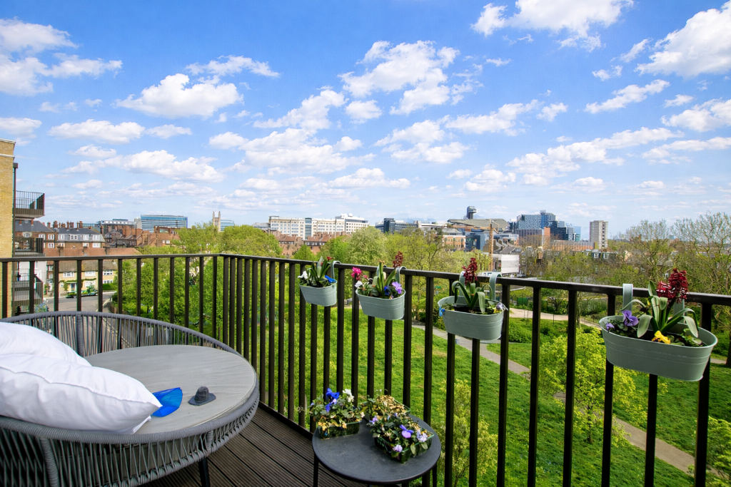 Main image of property: Holland House, Fulham Reach