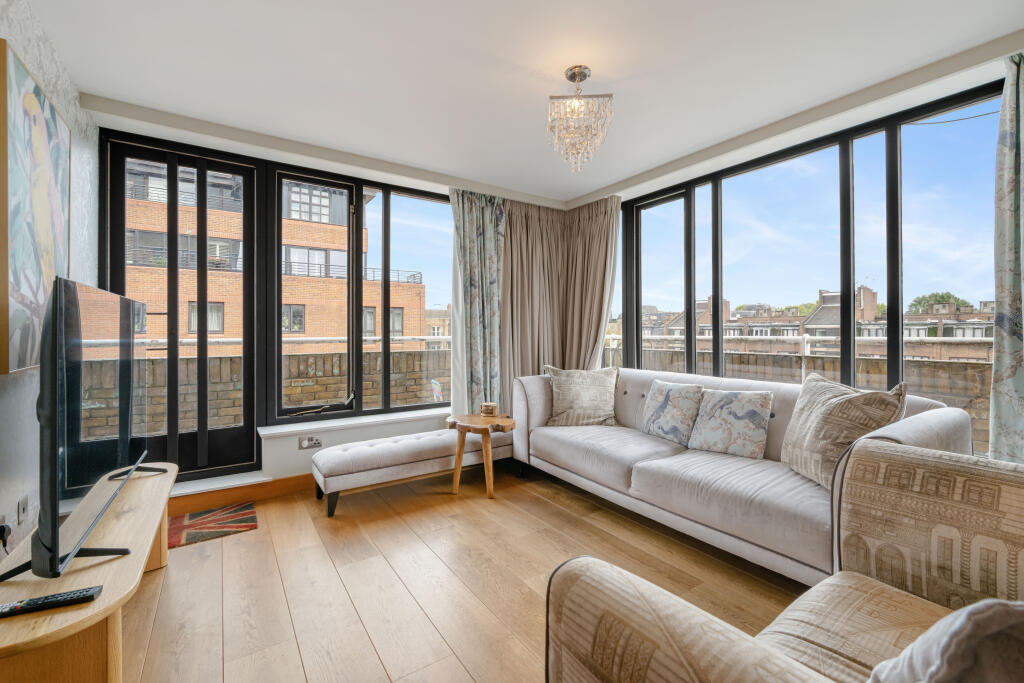 Main image of property: Chesterton Square, London, W8
