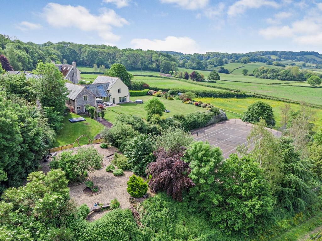 Main image of property: Chudleigh, Newton Abbot, TQ13