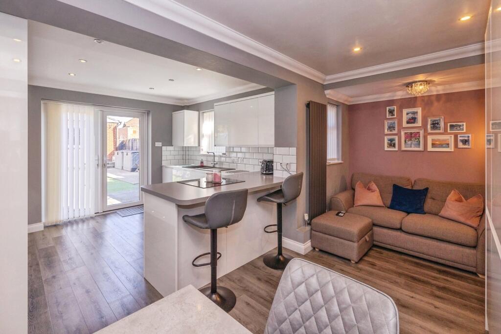 Main image of property: Littlegreen Avenue, Havant, Hampshire, PO9