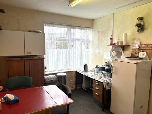 First Floor Front...