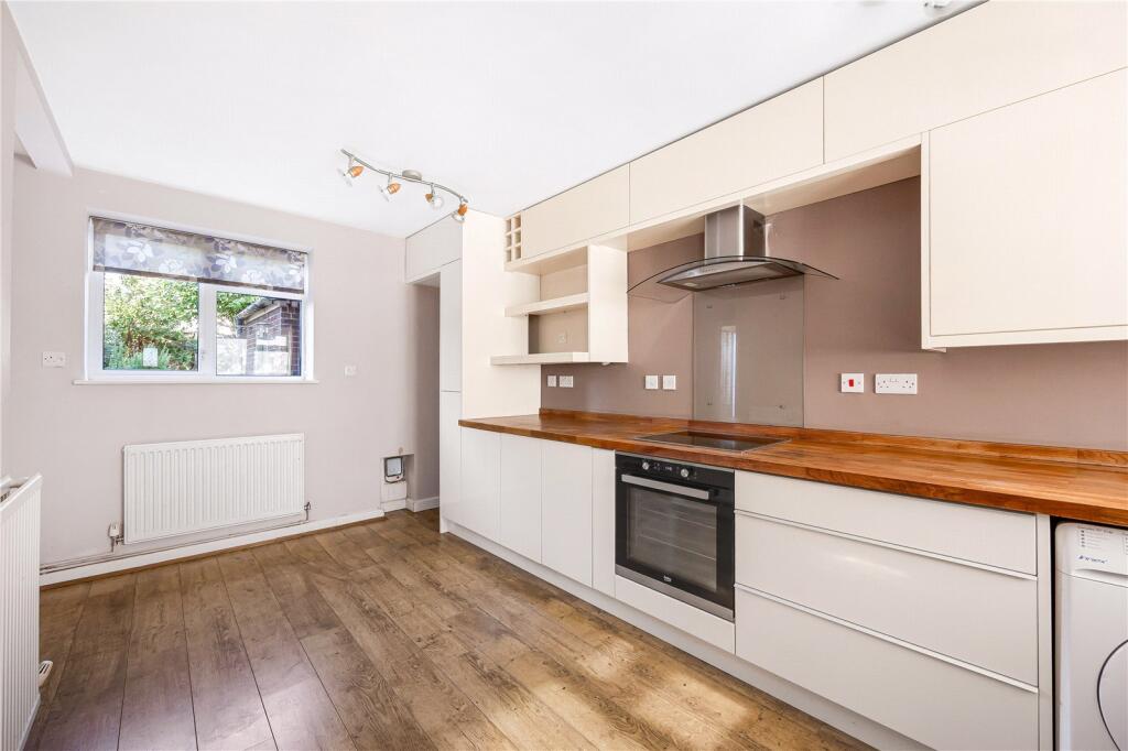 Main image of property: Gainsborough Hill, RG9 1ST