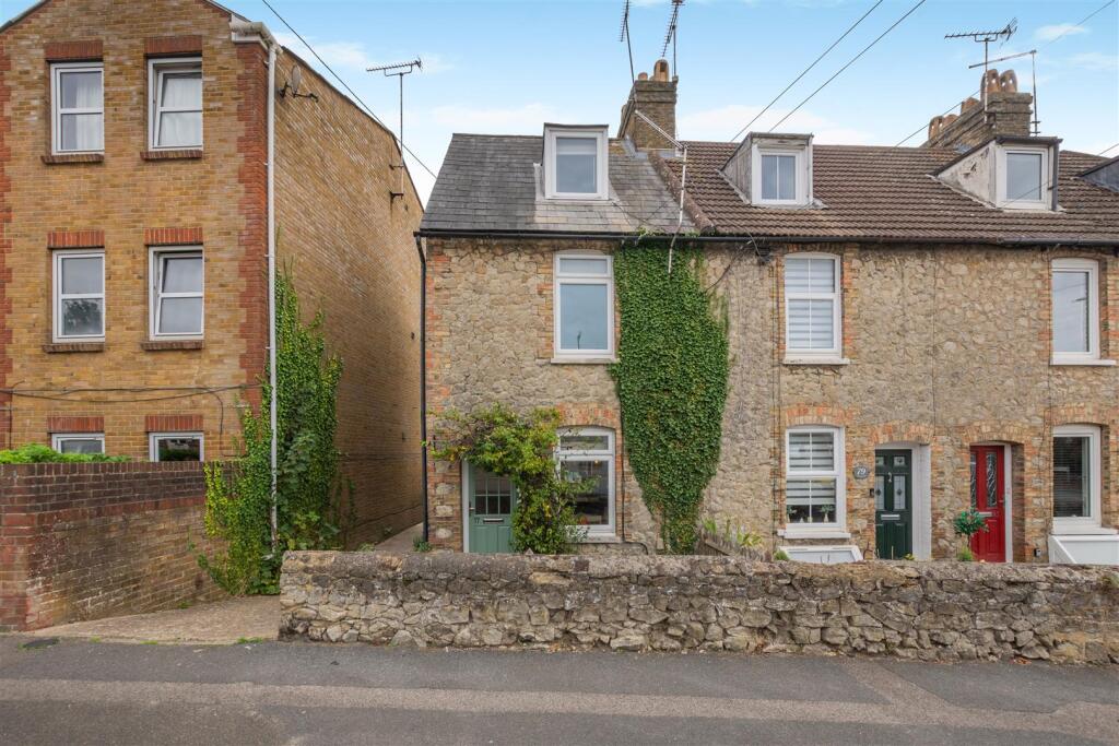 Main image of property: Hartnup Street, Maidstone