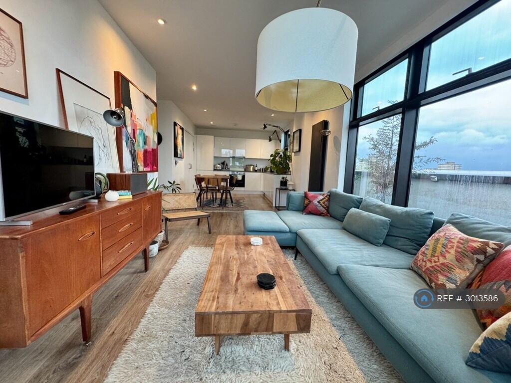 Main image of property: Kingsland High Street, London, E8