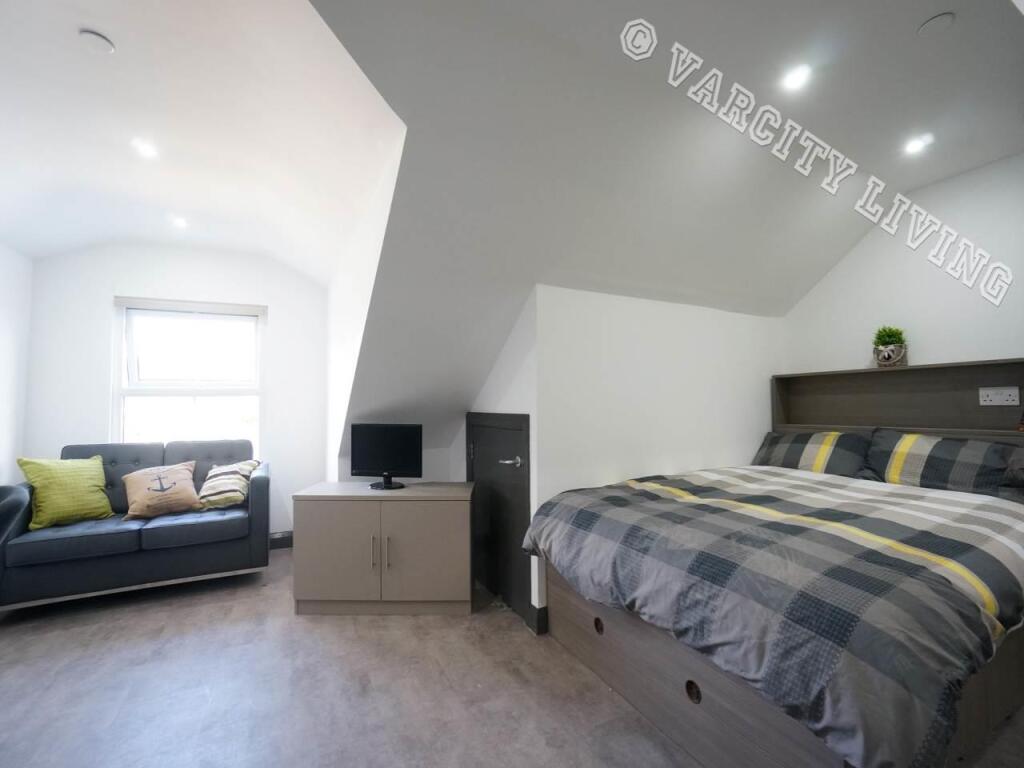 Main image of property: High Street, Bangor