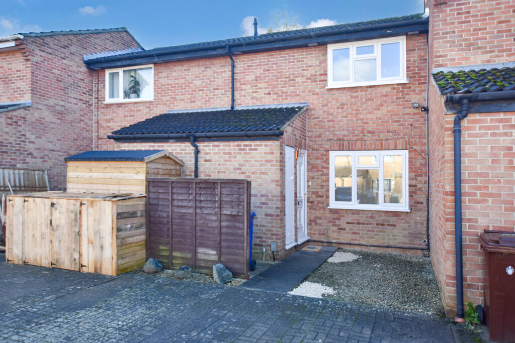 Main image of property: Medina Gardens, Bicester, Oxfordshire