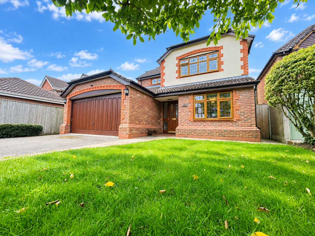 Main image of property: Fareham Close, Fulwood, Preston, PR2