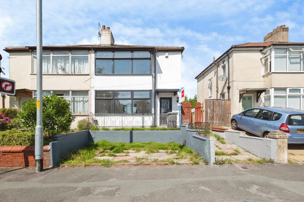 Main image of property: Cheetham Hill Road, Dukinfield, Greater Manchester, SK16