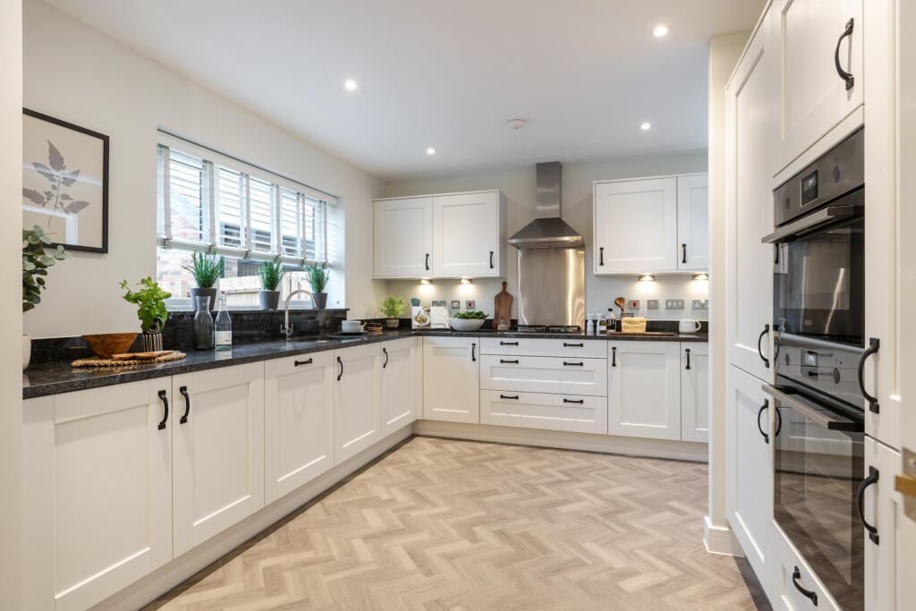 Main image of property: Cannondown Road
Cookham
Cookham
Berkshire
SL6 9EE