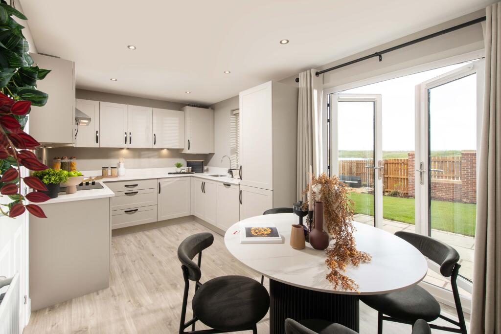 Main image of property: Rhodfa'r Hen Chwarel,
Llanwern,
Newport,
NP18 2FB