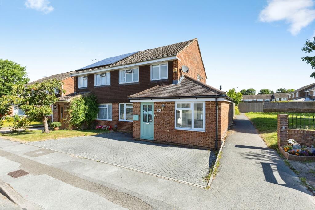 Main image of property: Sycamore Avenue, Horsham, West Sussex, RH12