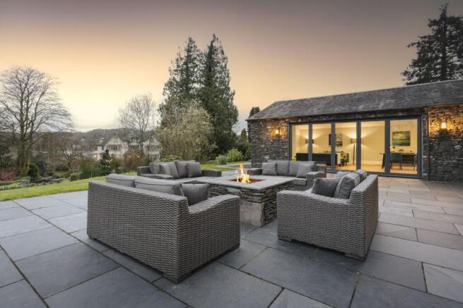 Storrs Hill Patio