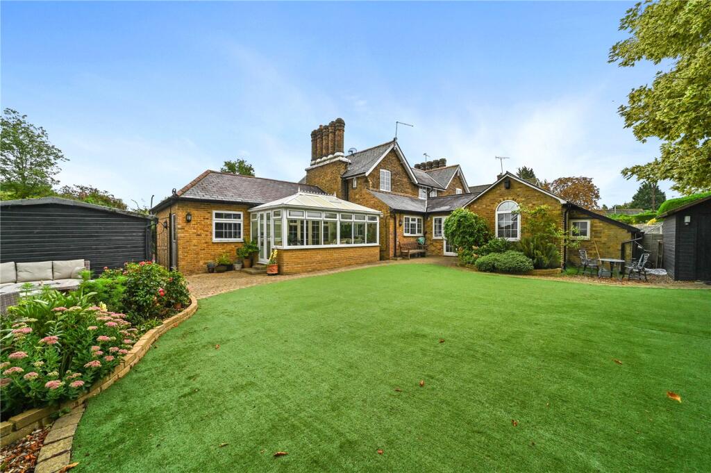 Main image of property: Old Road, Old Harlow, Essex, CM17