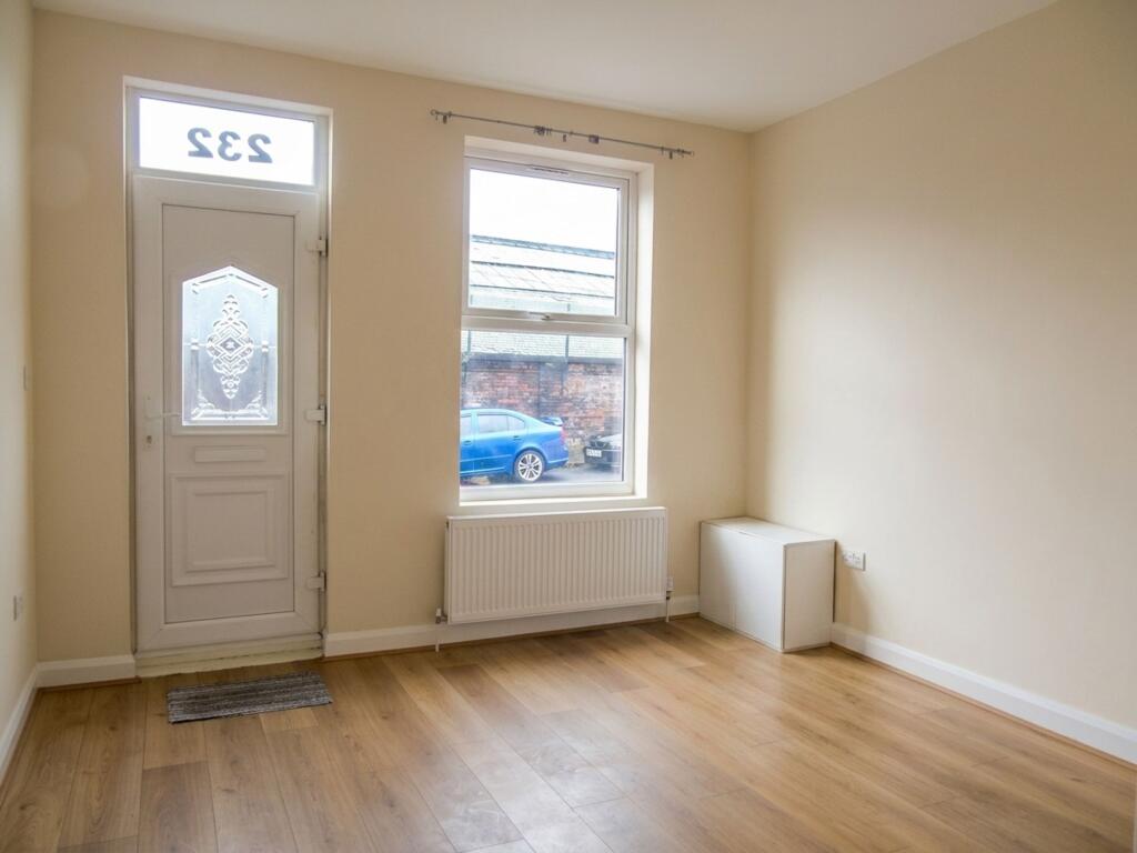 Main image of property: South Street North, New Whittington, S43