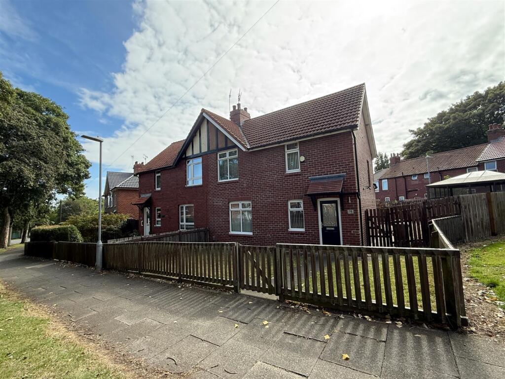 Main image of property: The Drive, Felling, Gateshead