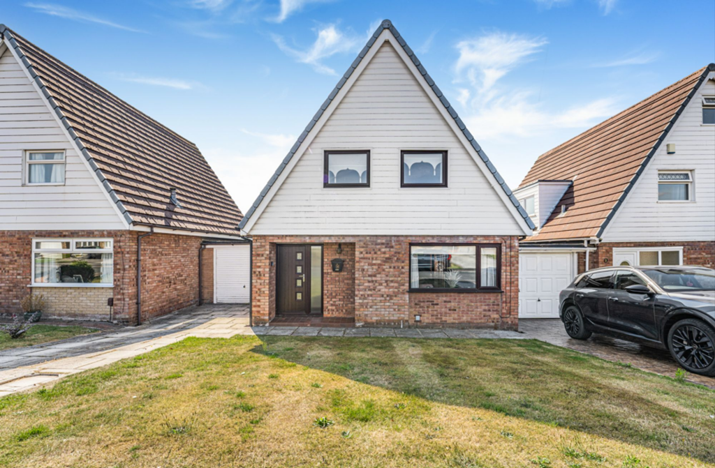 Main image of property: East Meade, Maghull, L31