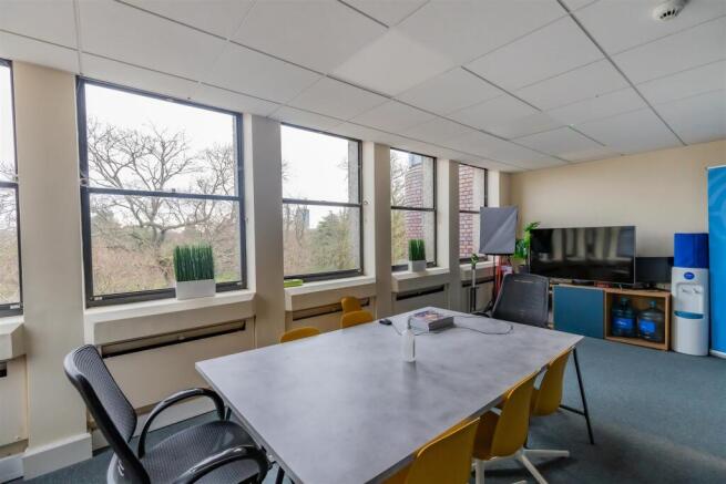 8, Office 1 (5 of 6).jpg