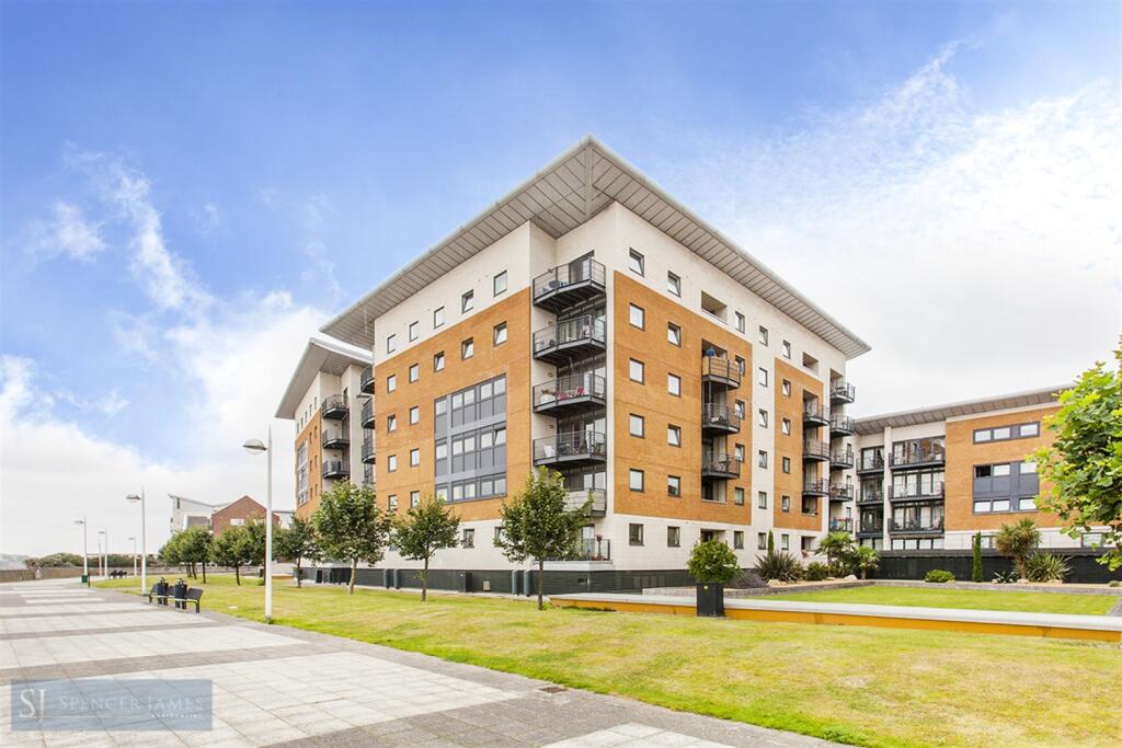 Main image of property: Lowestoft Mews, E16