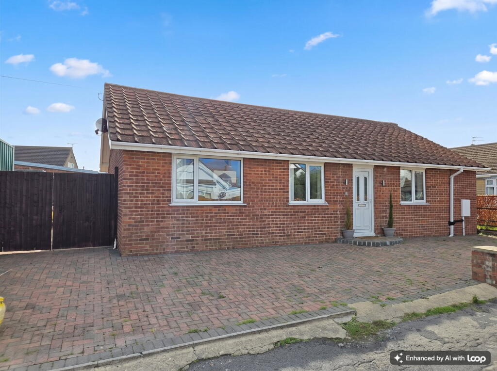 Main image of property: Lindum Grove, Chapel St. Leonards, Skegness, PE24 5TF