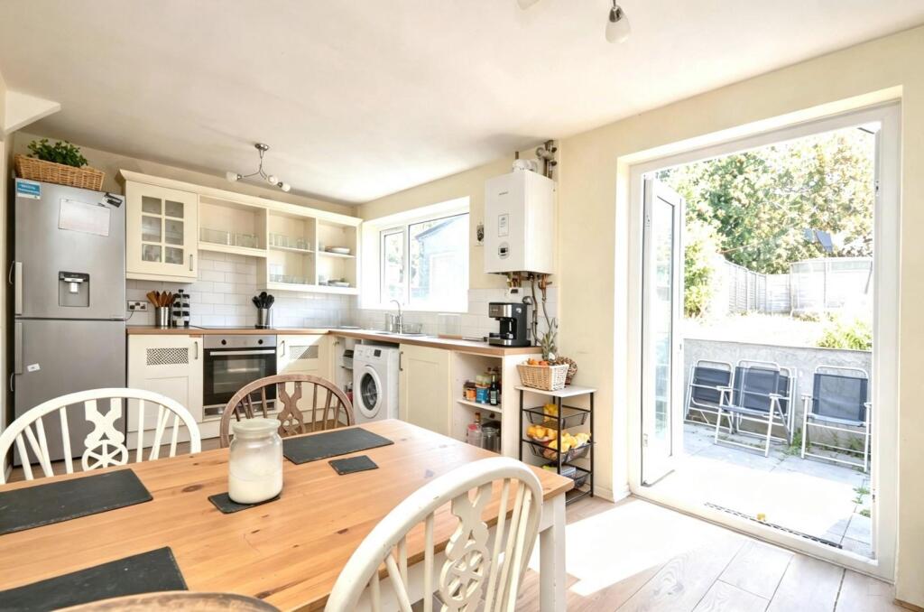 Main image of property: Vicarage Road, Bristol, BS13 8ES