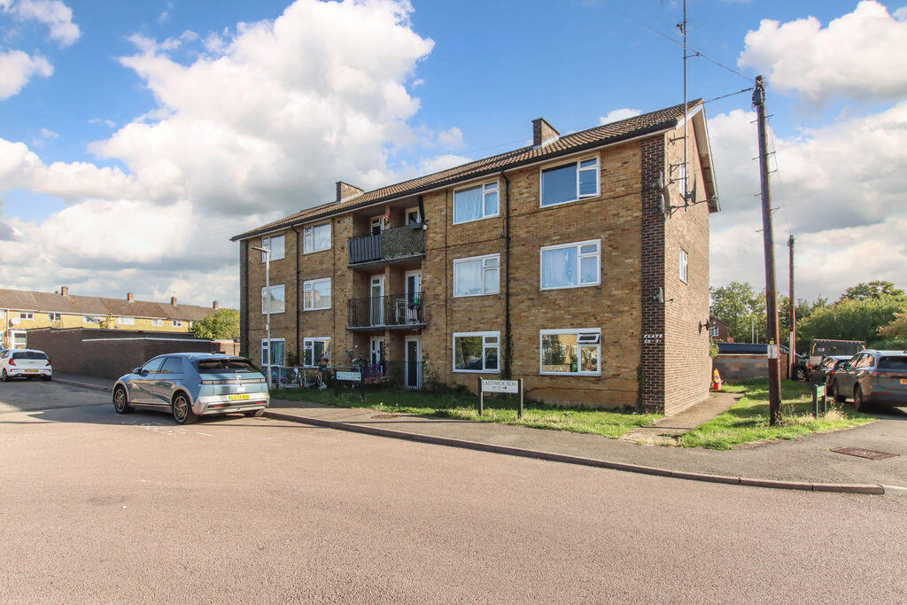 Main image of property: Eastwick Row, Hemel Hempstead