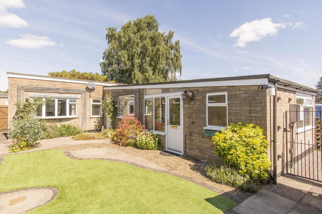 Main image of property: Carlson Gardens, Lutterworth