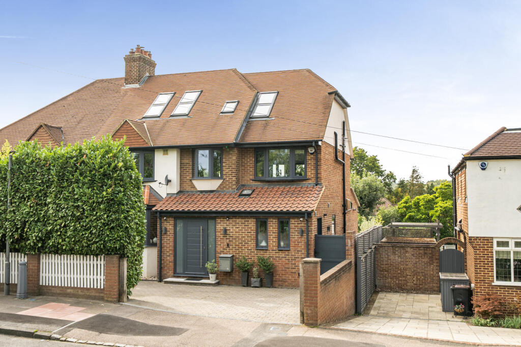 Main image of property: Hayes Lane, Hayes, Kent