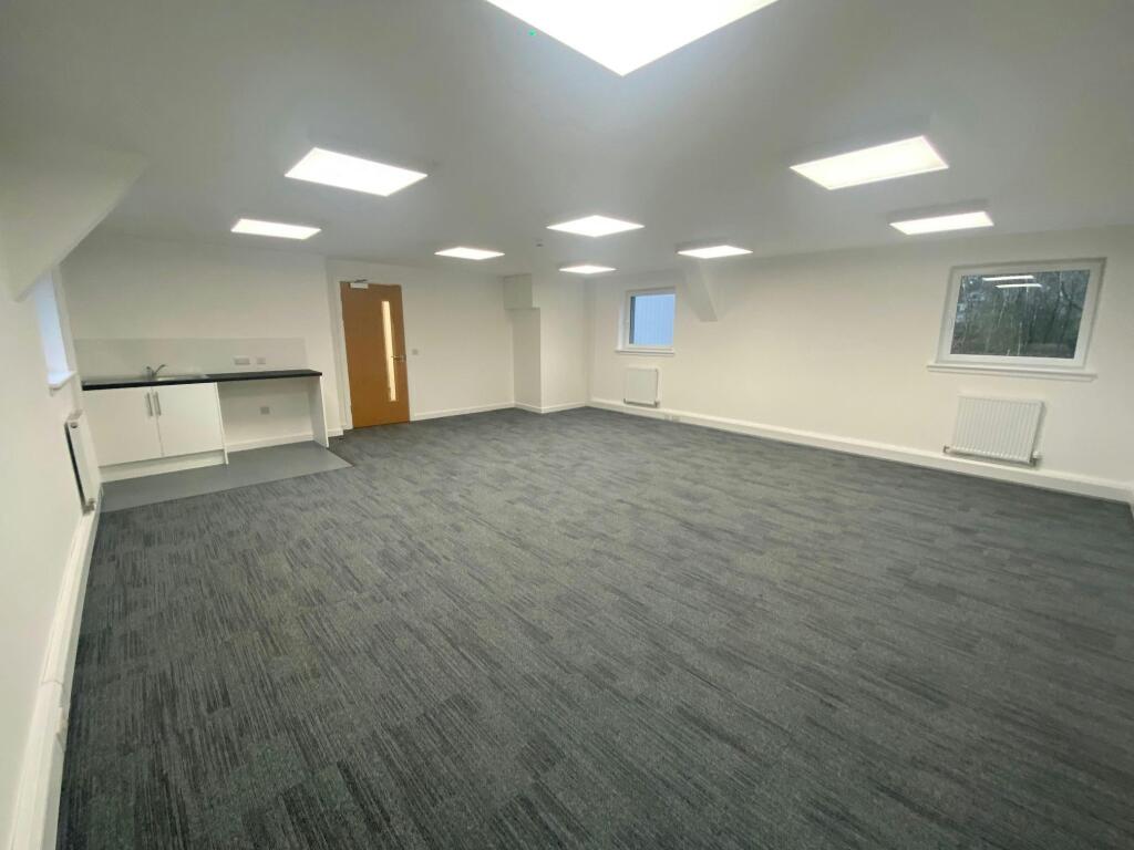 Office 1.jpg
