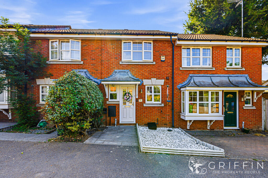 Main image of property: Grosvenor Road, Rayleigh, SS6