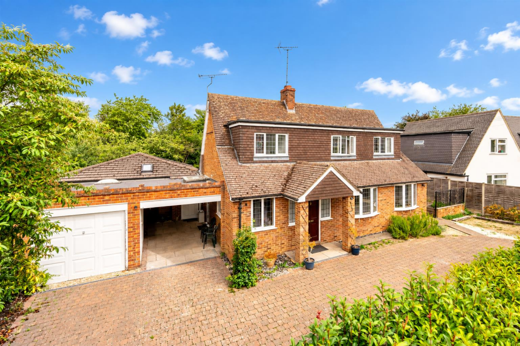 Main image of property: Copse Avenue, Caversham, Reading RG4
