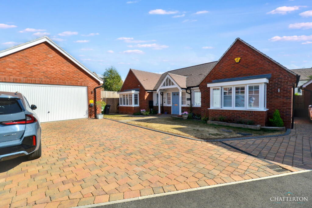 Main image of property: Deerhurst Gardens, Welford-on-Avon, CV37 8ZS