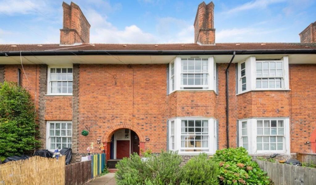 Main image of property: Fitzneal Street, East Acton, London, W12 0BB
